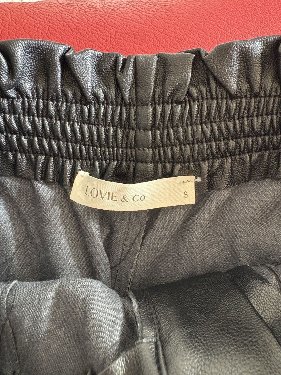 Hosen: Faux leather shorts – Neu (gemäss Beschreibung) aus Genève von mar_dt67 2