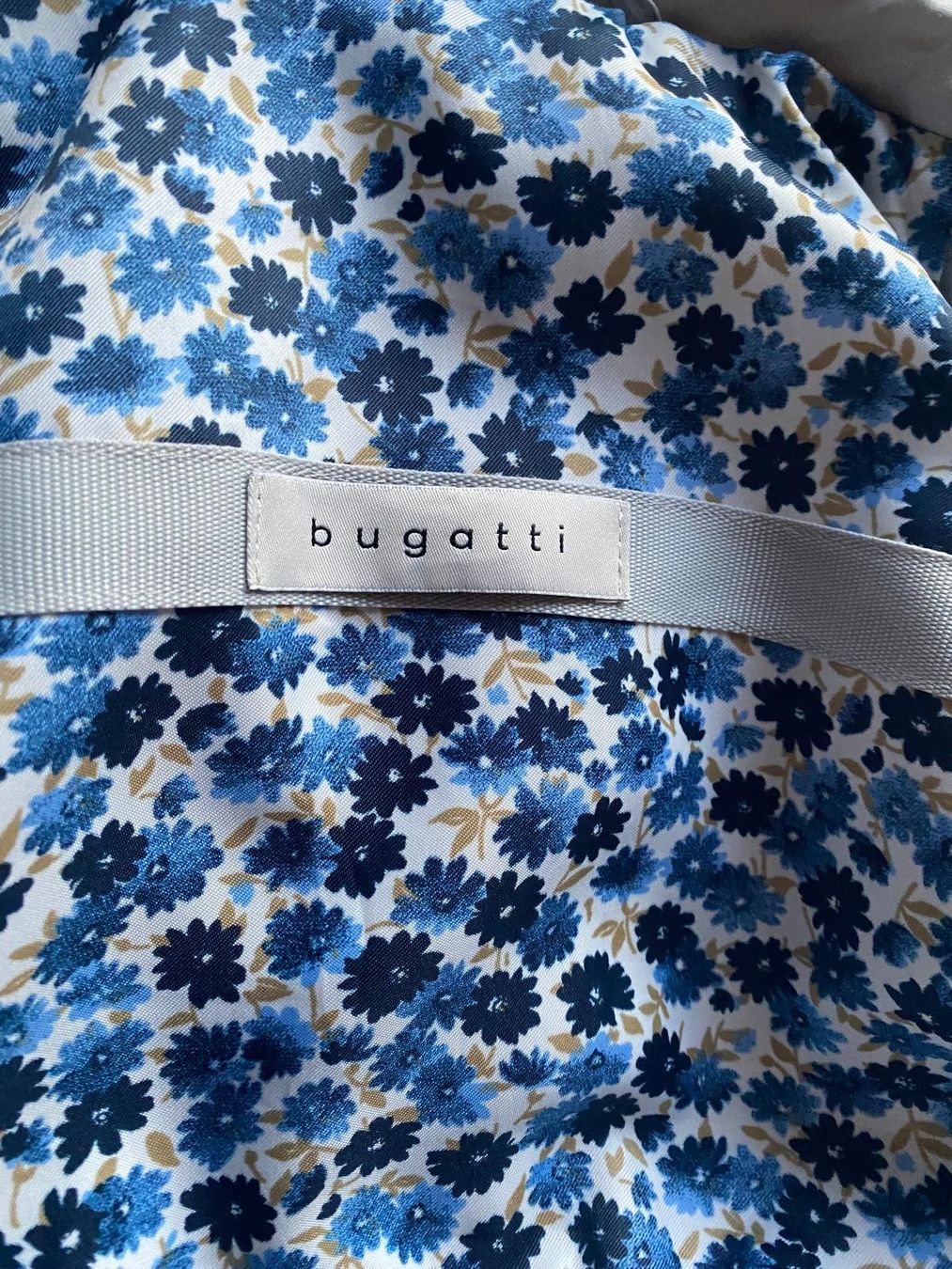 Cappotti: Bugatti Mantel – Usato da Lüchingen venduto da LIDB 3