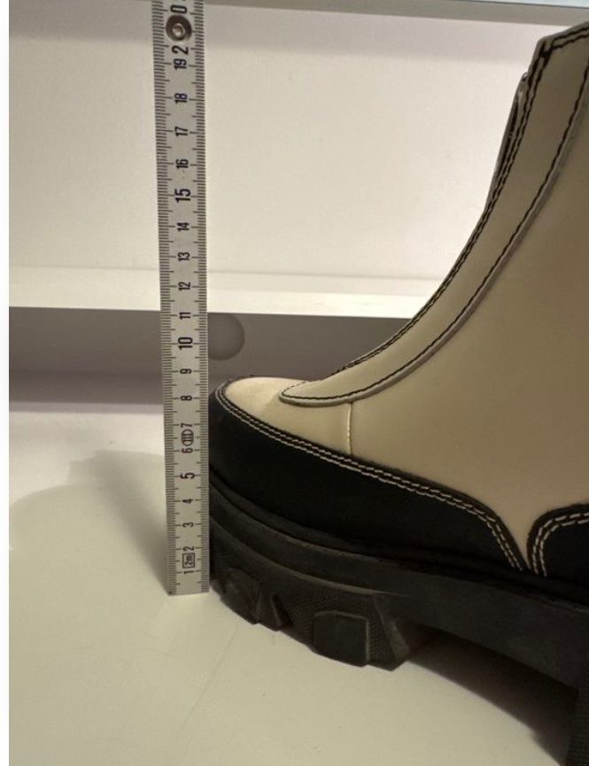 Ganni Chaussures femmes: Ganni Boots – D'occasion à Zürich par baka2210 6