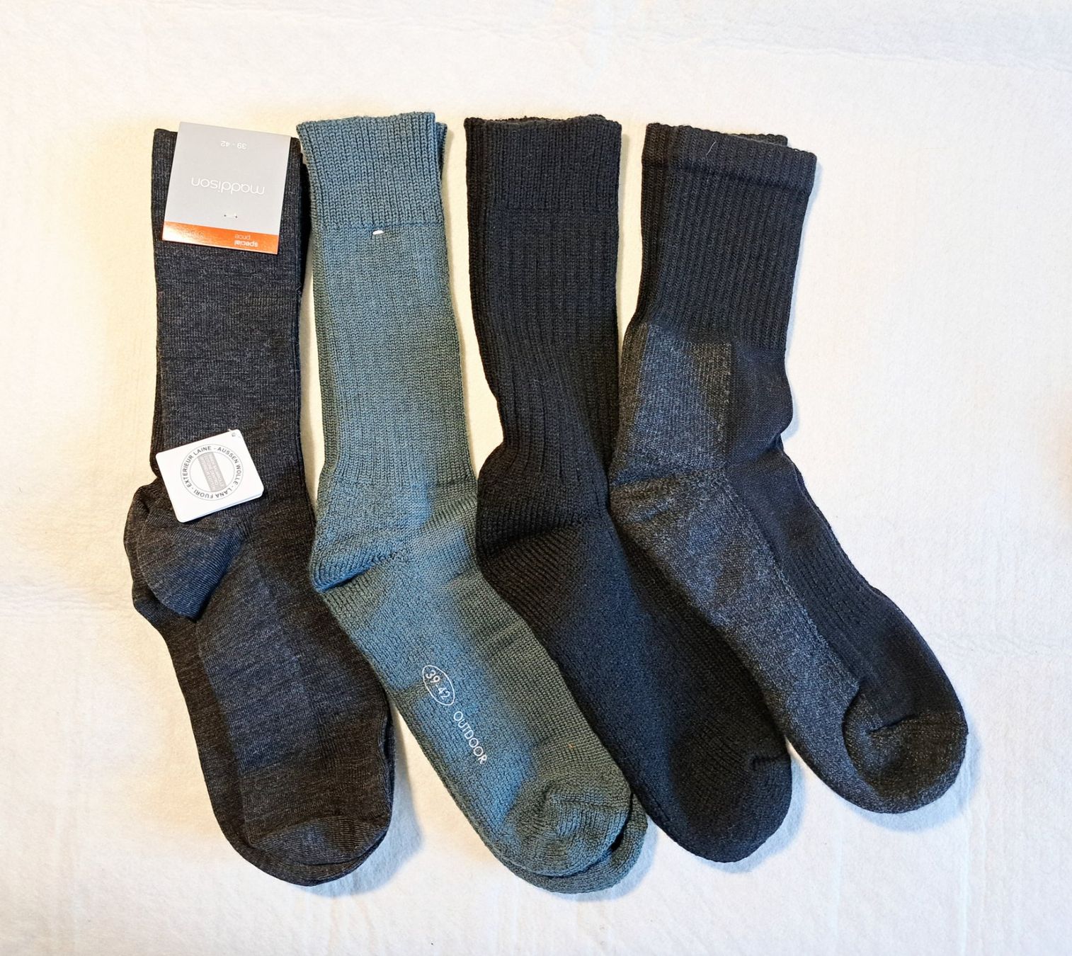 Calze: Socken Bundle bunter Mix Gr. 39-42 Super Angebot! – Nuovo e nell'imballaggio originale da Gysenstein venduto da joshuas81 1