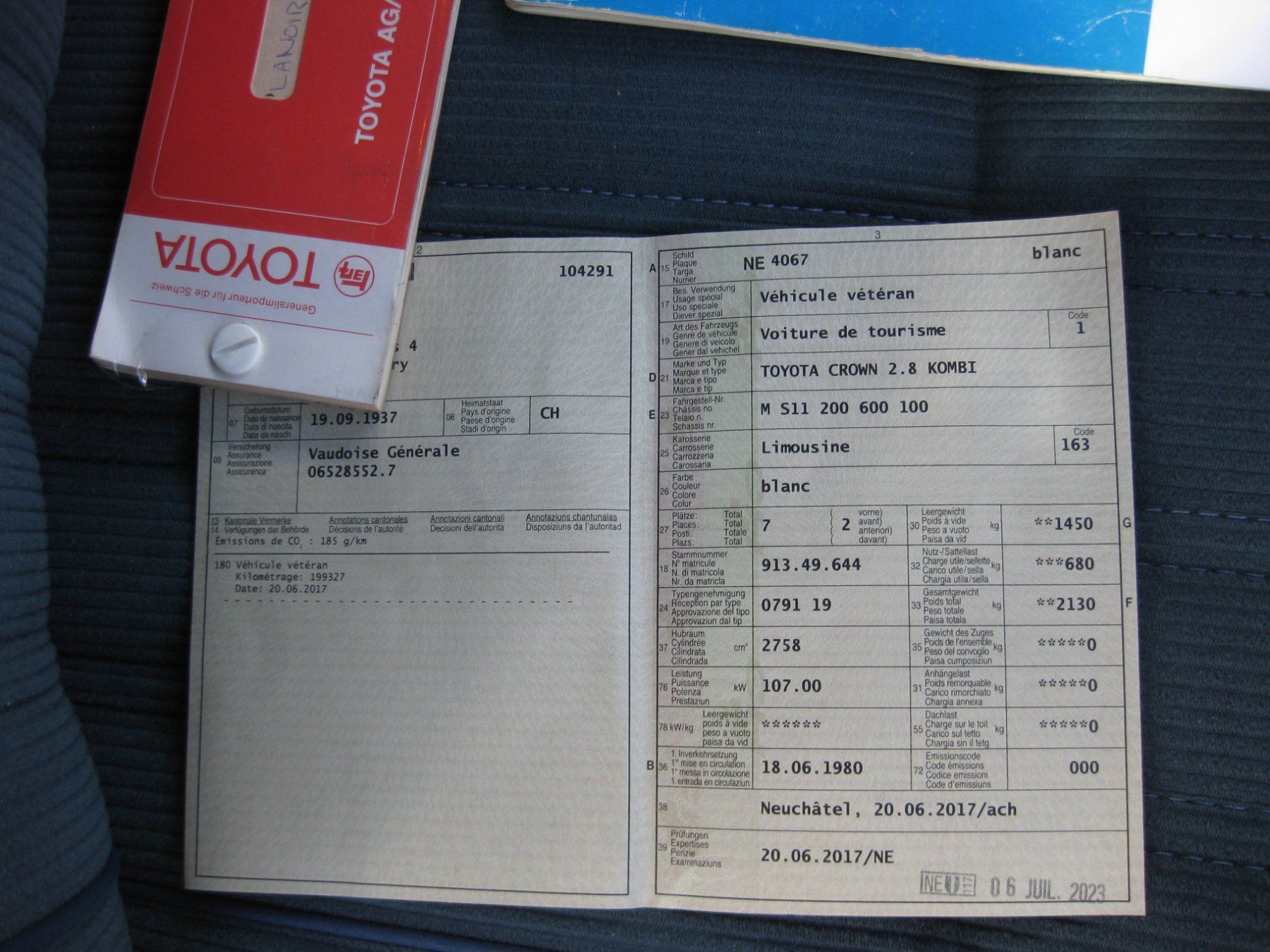Toyota Autos: Toyota Crown 2.8i – D'occasion à Mur (Vully) VD par TAD327 6