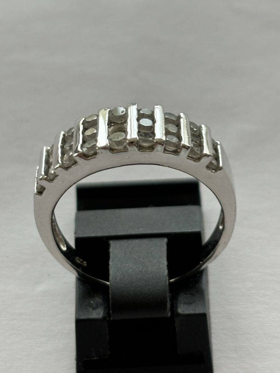 Ringe: Eleganter Silberring 925 mit Zirkonia – Gebraucht aus Langnau am Albis von flusspflege 2