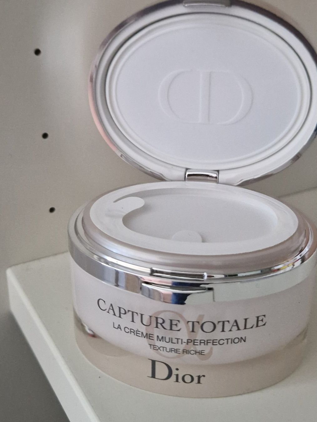 Gesichtspflege: Dior Capture Totale La Crème Multi-Perfection texture riche – Neu (gemäss Beschreibung) aus Ormalingen von duftladen 1