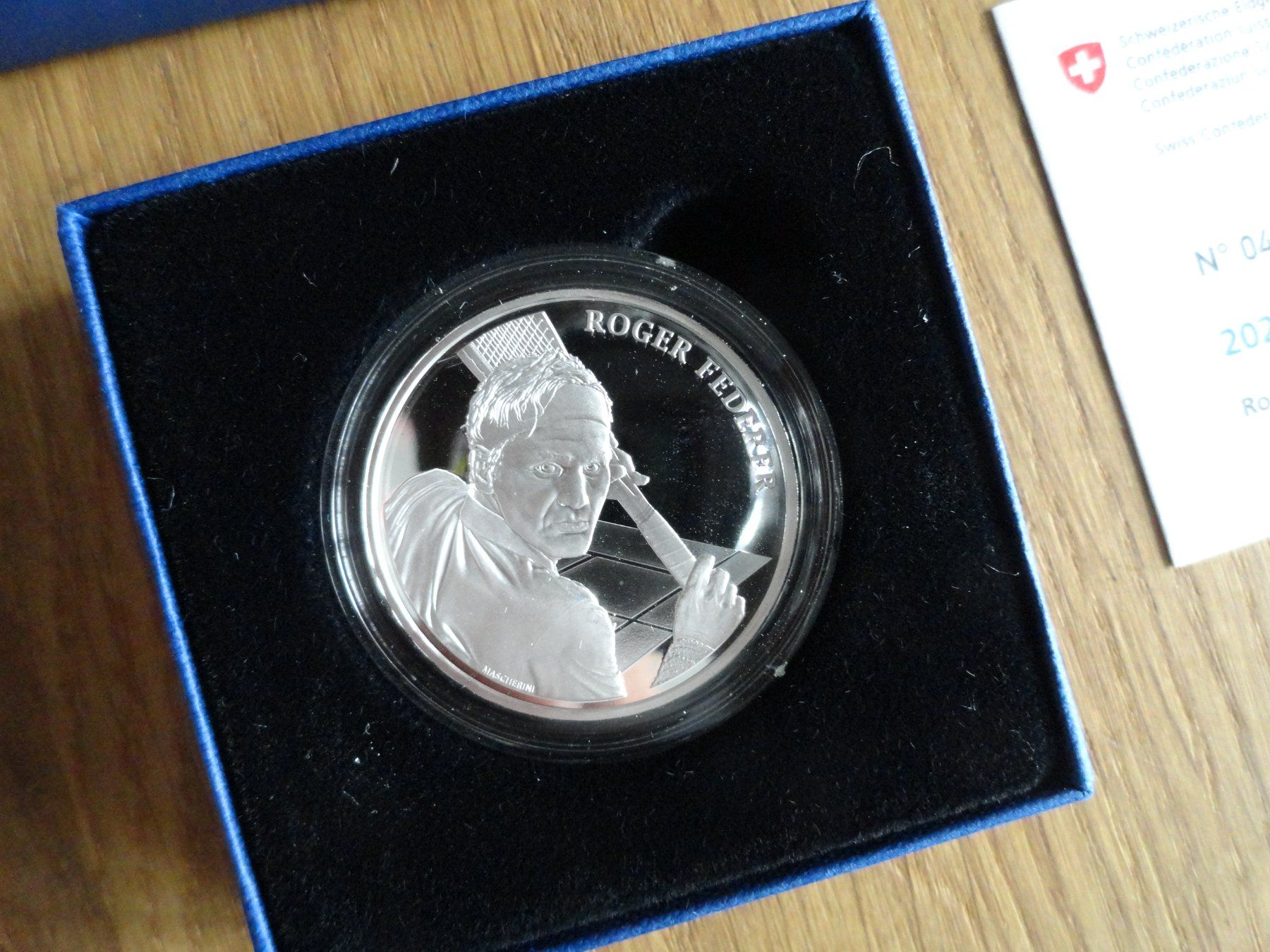 Tutti le monete: 20 Fr. Sonder-Silber -Münze 2020 - "Roger Federer" – Nuovo e nell'imballaggio originale da Gerlafingen venduto da Shiva_74 1