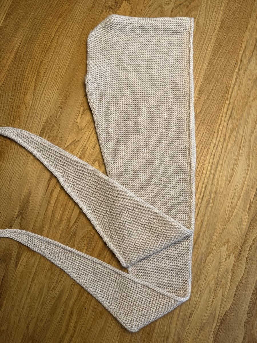Foulards, Tücher & Schals: Handgestrickte Kapuzen Schal  – Neu (gemäss Beschreibung) aus Regensdorf von aid_hl7v 1