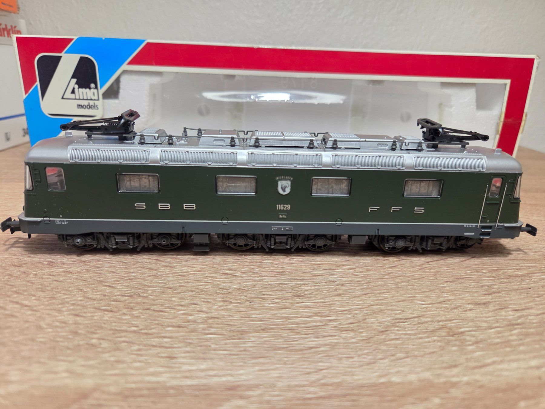 Lima Modellini di ferrovie: Lima 208184 E-Lok Re 6/6 SBB H0 – Usato da St-Aubin-Sauges venduto da Lo_Go