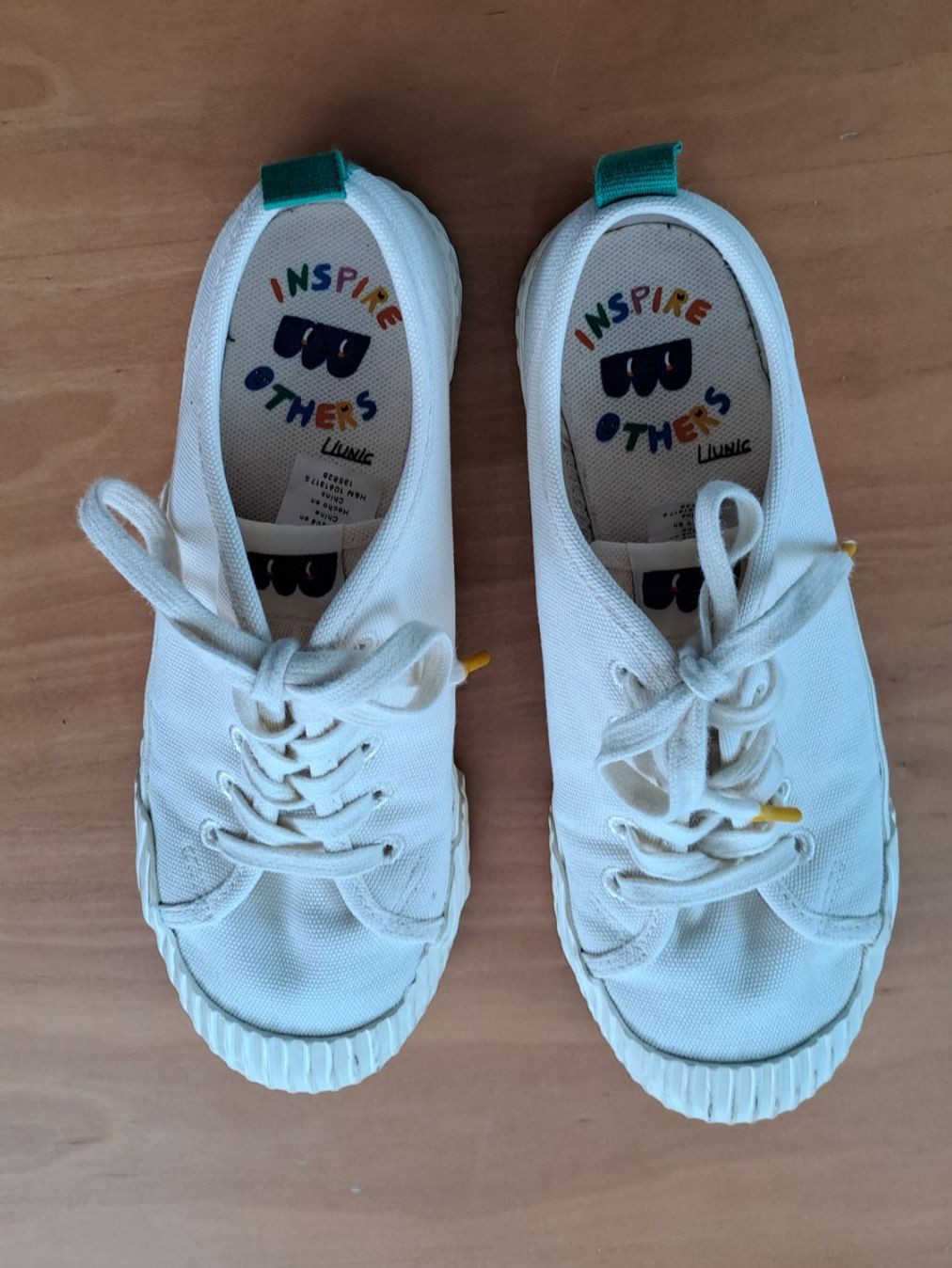 H&M Scarpe per ragazze: Stoff Sneakers Grösse 36 – Usato da Staufen venduto da mencel 3