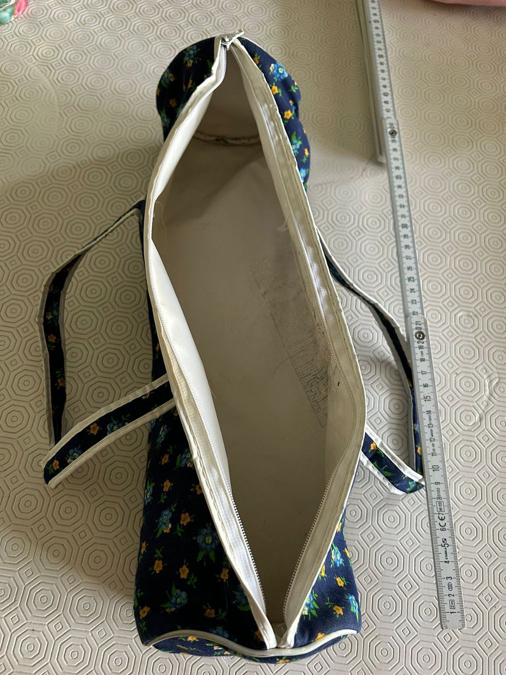 Taschen: Borsa per "lavoro femminile" – Gebraucht aus Melano von H-Sara 1