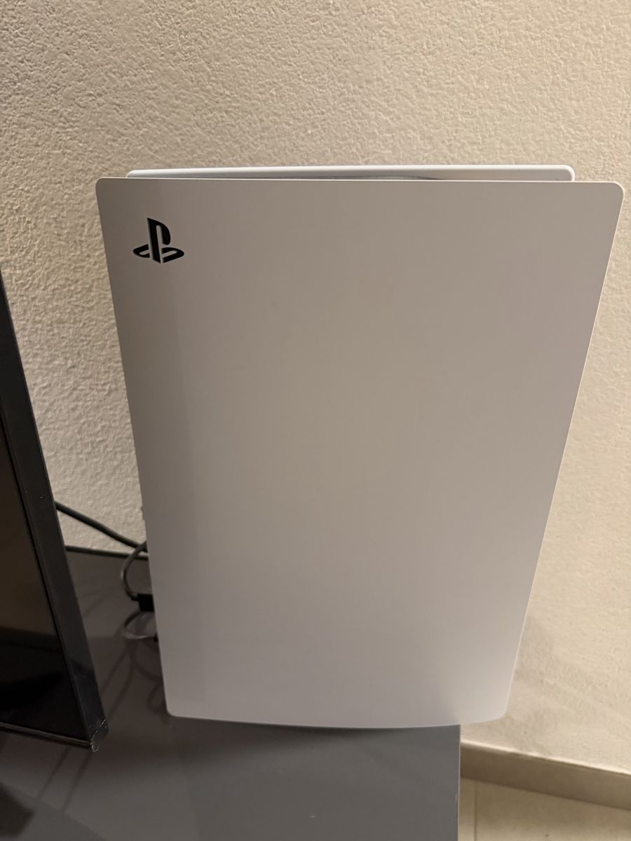 Sony Console: Playstation 5 – Usato da Bubikon venduto da JooLee01