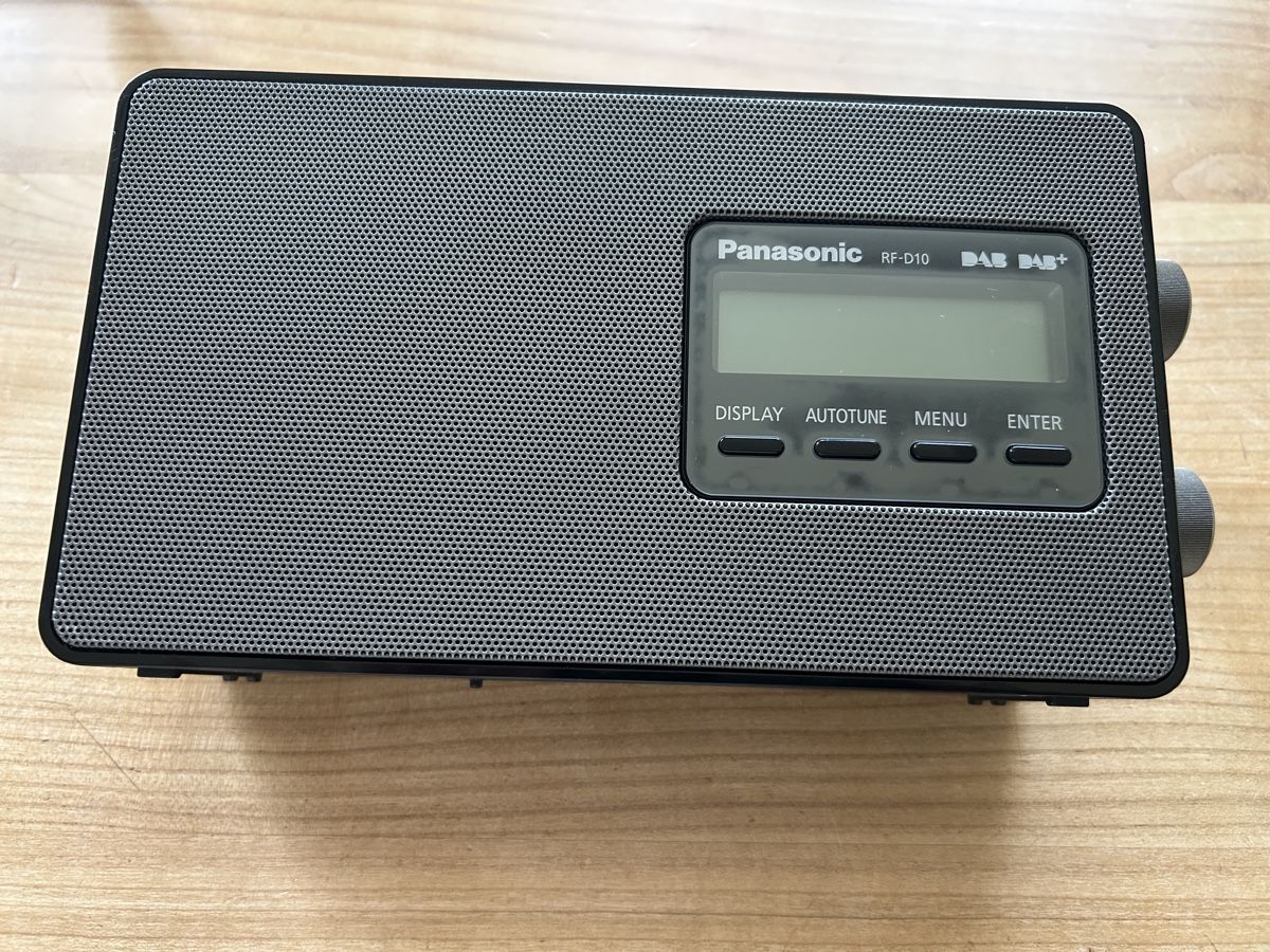 Panasonic Radio: Panasonic RF-D10 DAB FM Radio – Usato da Gais venduto da milou091