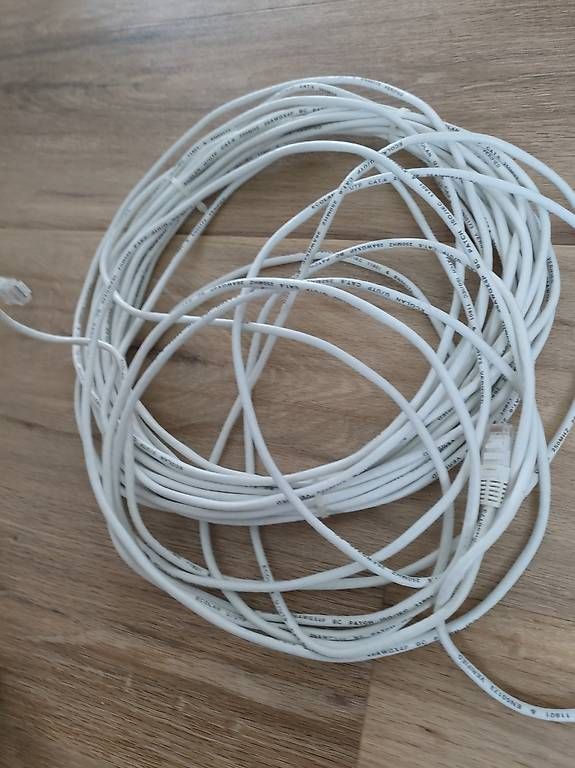 Cavi: 20meter cat6 netzwekkabel – Usato da Beinwil am See venduto da m4c2005