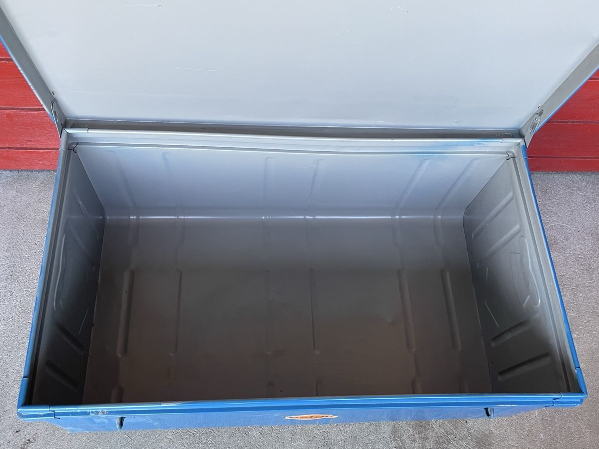 Casse di trasporto: Metallkiste Transportbox Truhe – Usato da Tüscherz-Alfermée venduto da Pike77 2