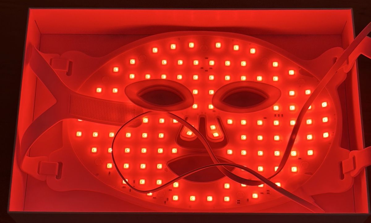 Maschere: GlowAge LED-Gesichtsmaske – Usato da Zürich venduto da MyCellar 3