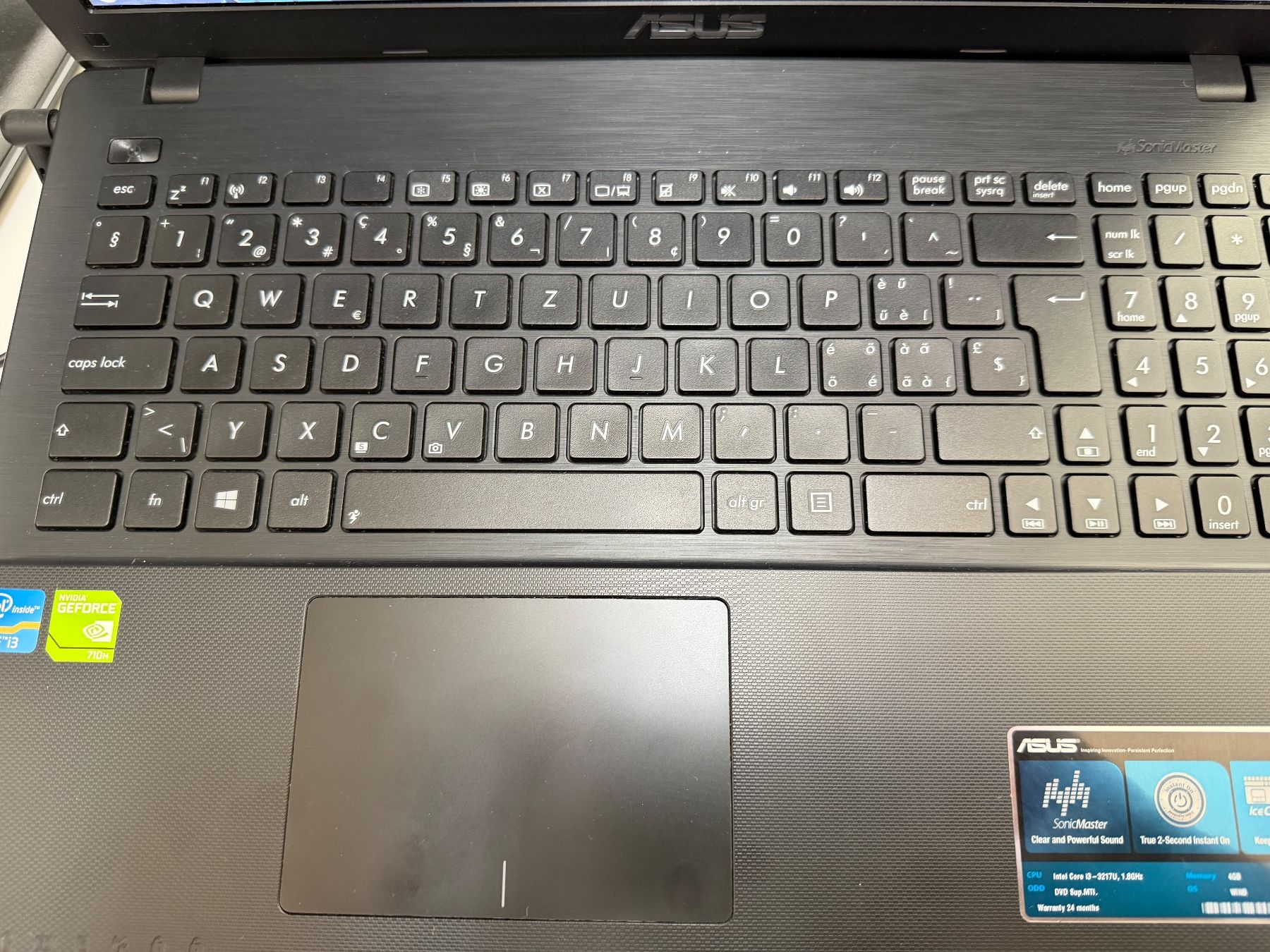 Asus Portables: Asus R513C Laptop – D'occasion à Zizers par Digitag0 3