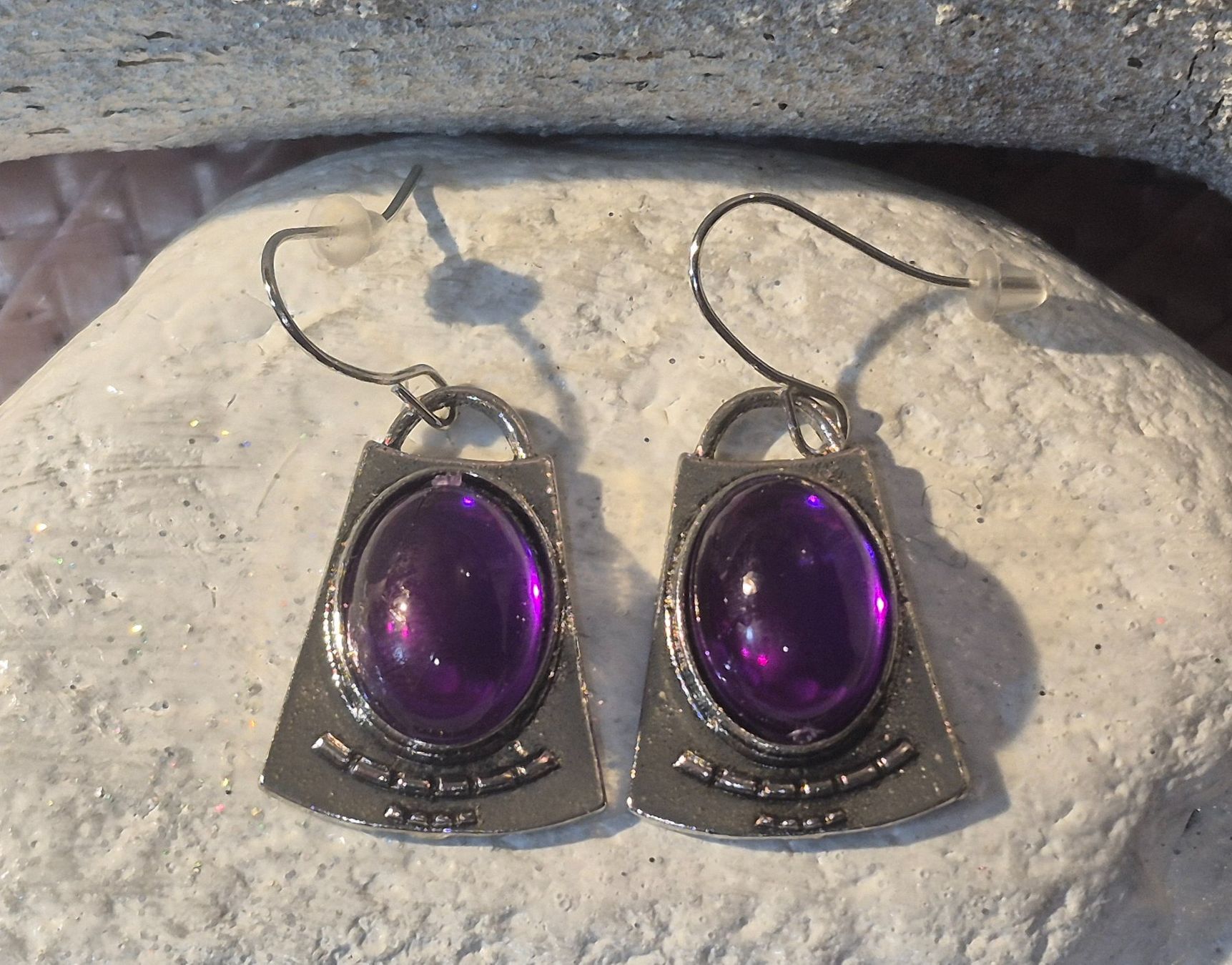 Orecchini pendenti & Orecchini a lobo: Orecchini colore argento con pietra viola – Nuovo (secondo la descrizione) da Giubiasco venduto da Stefaniav 7