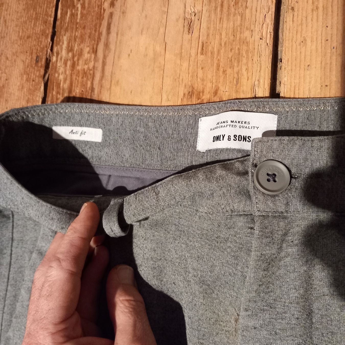 Only Pantaloni: 2x Only & Sons Hose, hellgrau/schwarz, Gr. 30/32 – Usato da Ebnat-Kappel venduto da blazzi 5