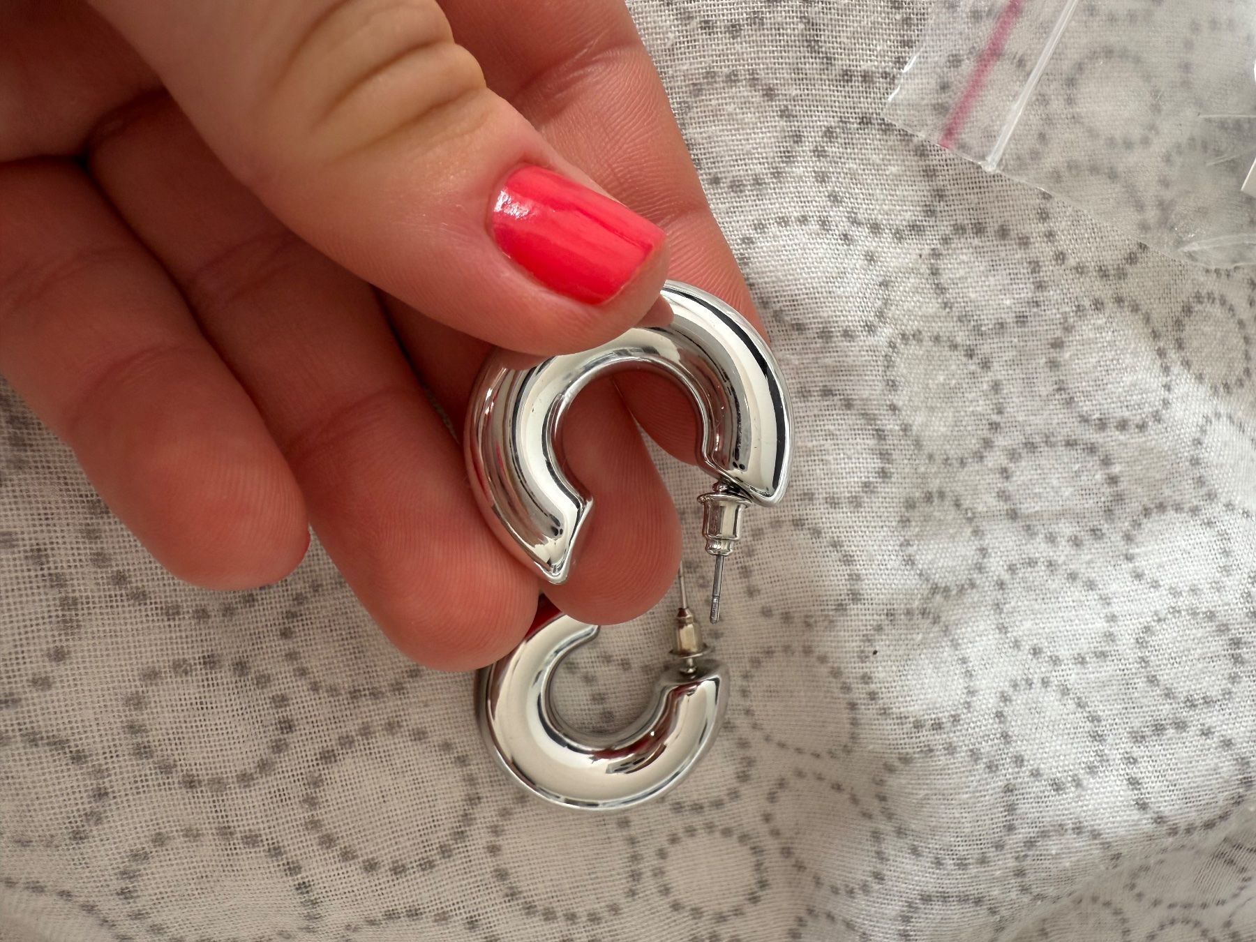 Ohrringe & -stecker: Ohrringe – Gebraucht aus Riehen von edu_92w7 2