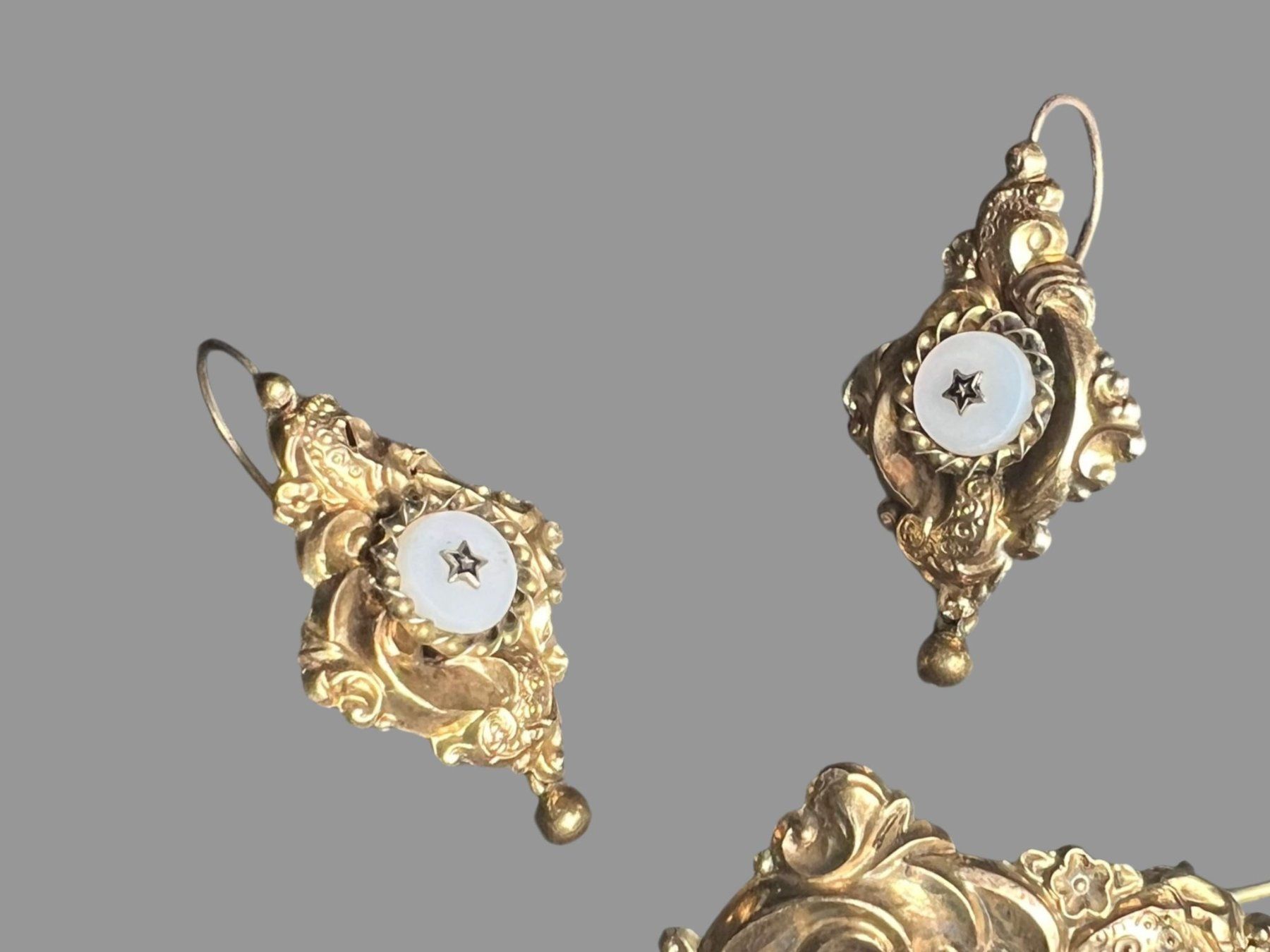 Altri gioielli: ANTIKES BIEDERMEIER SCHMUCK-ENSEMBLE – Usato da Wohlenschwil venduto da mas_y7zq 1