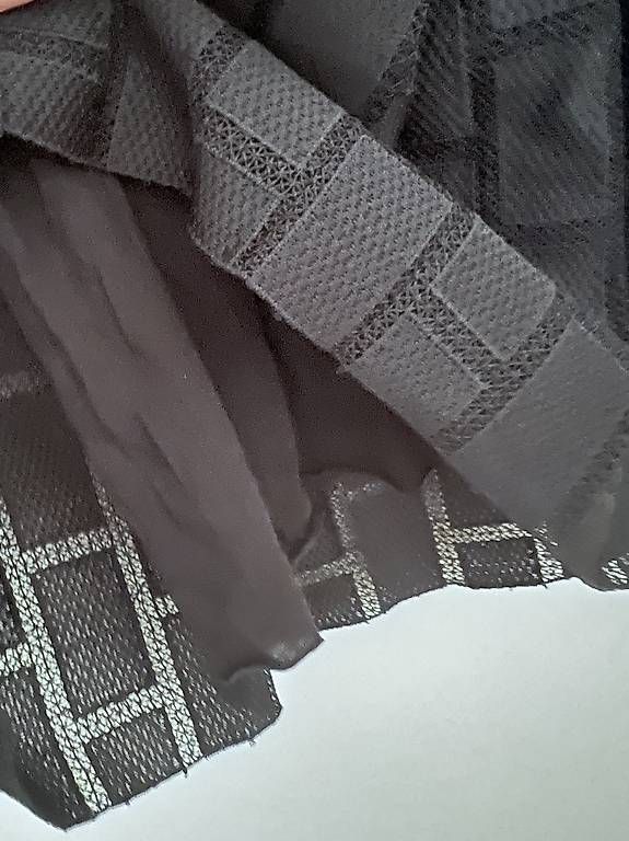 Gonne: Alpha Studio Maxirock Gr.38 Designer Rock, schwarz – Usato da Dübendorf venduto da CaBer 4