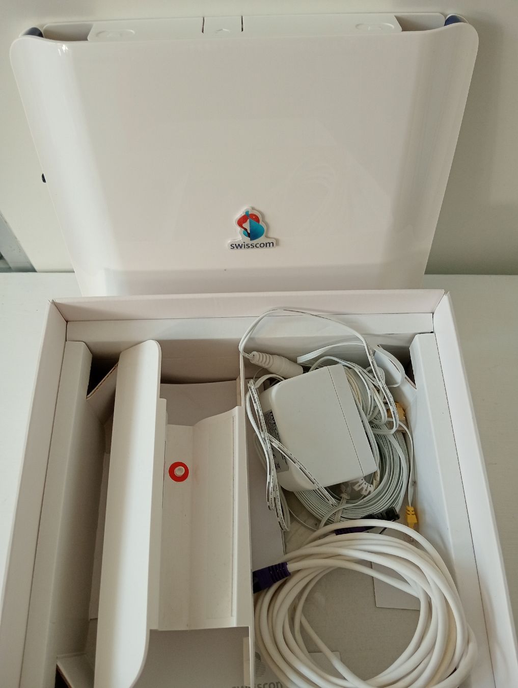 Swisscom Modem & Router: Swisscom Router Centro Grande (2016) – Usato da Allschwil venduto da Evgeniia78