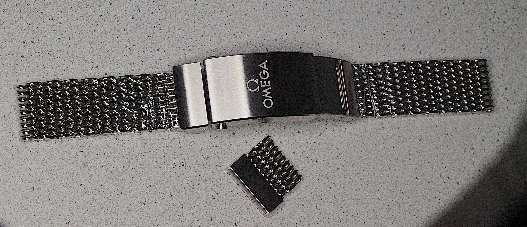 Omega Bracciali & Braccialetti: Omega 1380 Mesh mit Push Schliesse 94522023 – Nuovo (secondo la descrizione) da Bern venduto da Swisschrono