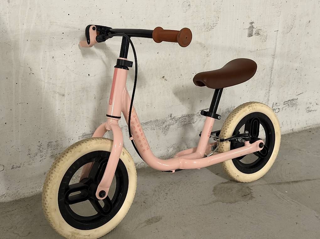 Véhicules pour enfants: BTwin Laufrad – D'occasion à Duggingen par adelbert 2