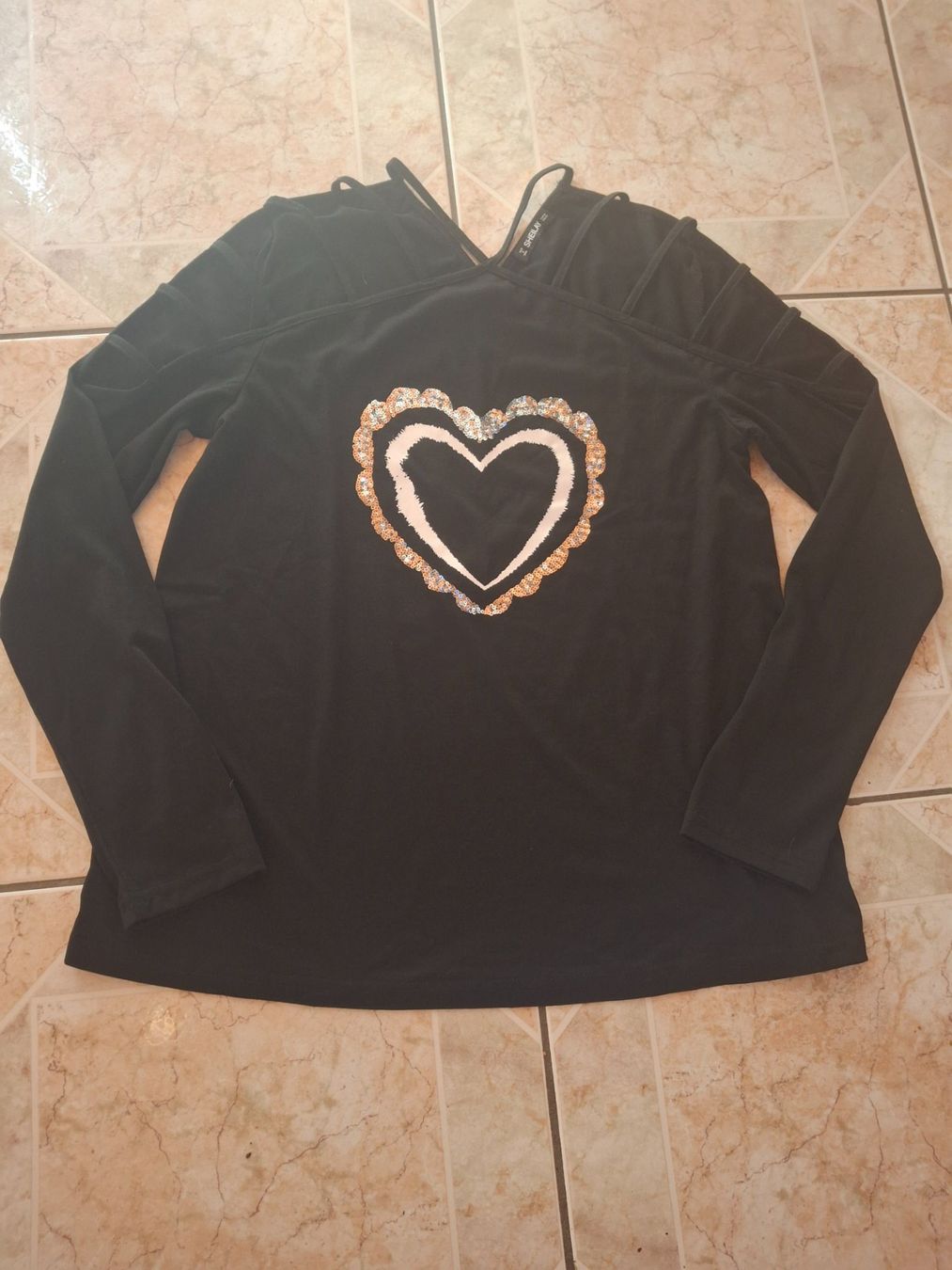 Maglioni & Felpe: Pull taille M marque Sheilay épaules dégagées – Usato da Villiers venduto da san_jn5w