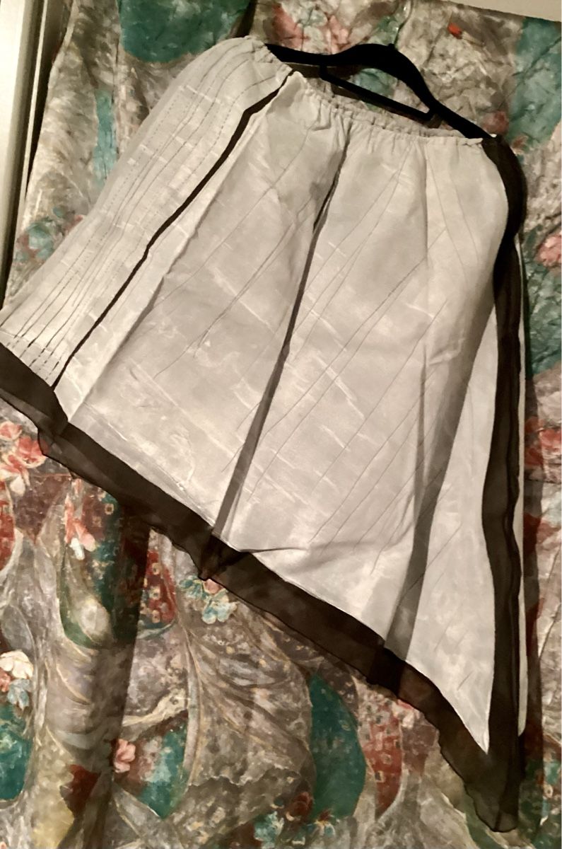 Gonne: DESIGN Rock, Gr. 42 - 44 - 46 da mit Elastik in Taille – Usato da Bellinzona venduto da wav_72pt 1