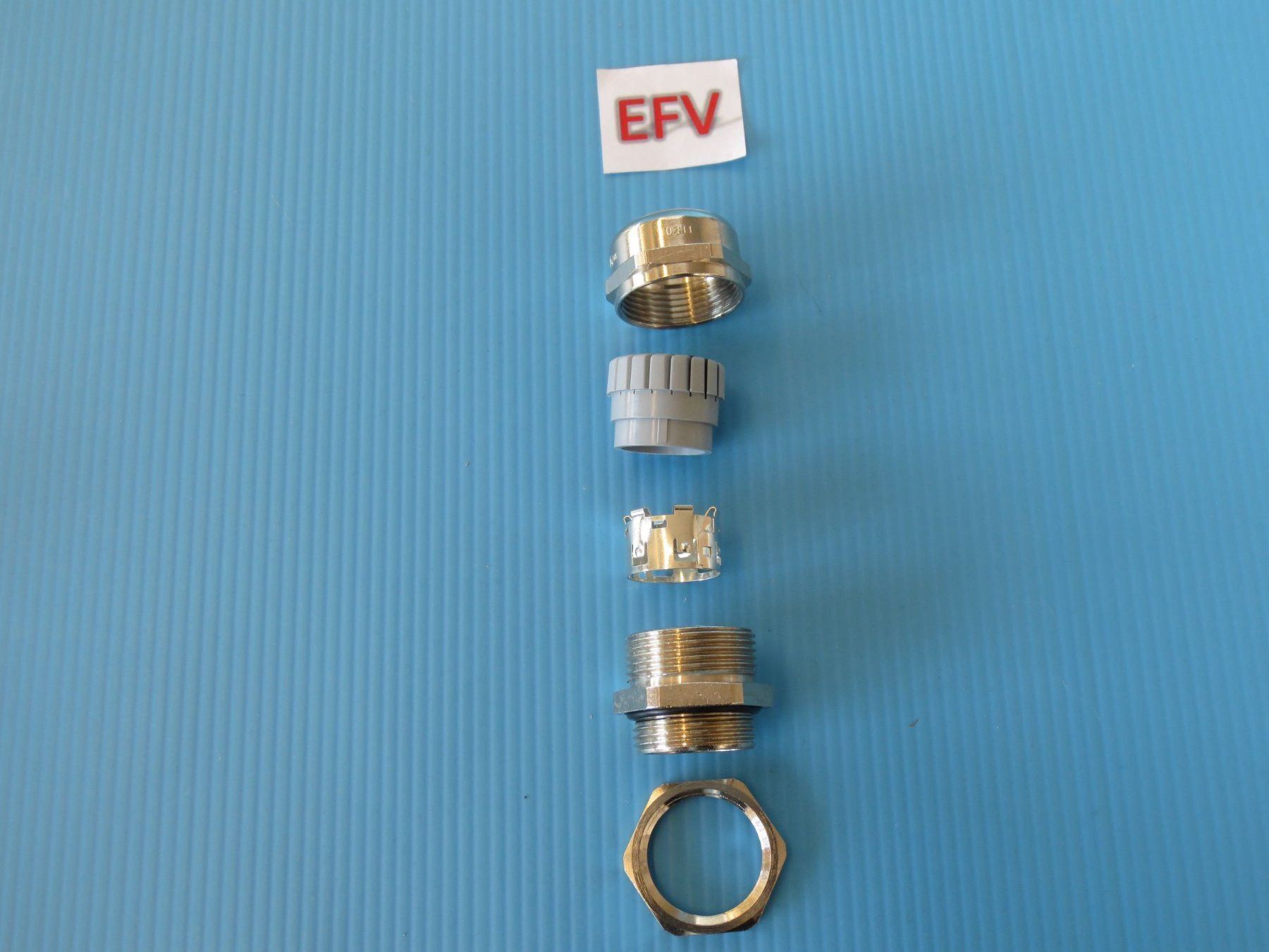 Cavi: 4Stk. M25 Messing EMV Kabelverschraubung – Nuovo e nell'imballaggio originale da Sulz LU venduto da Elektrofachverkauf 2