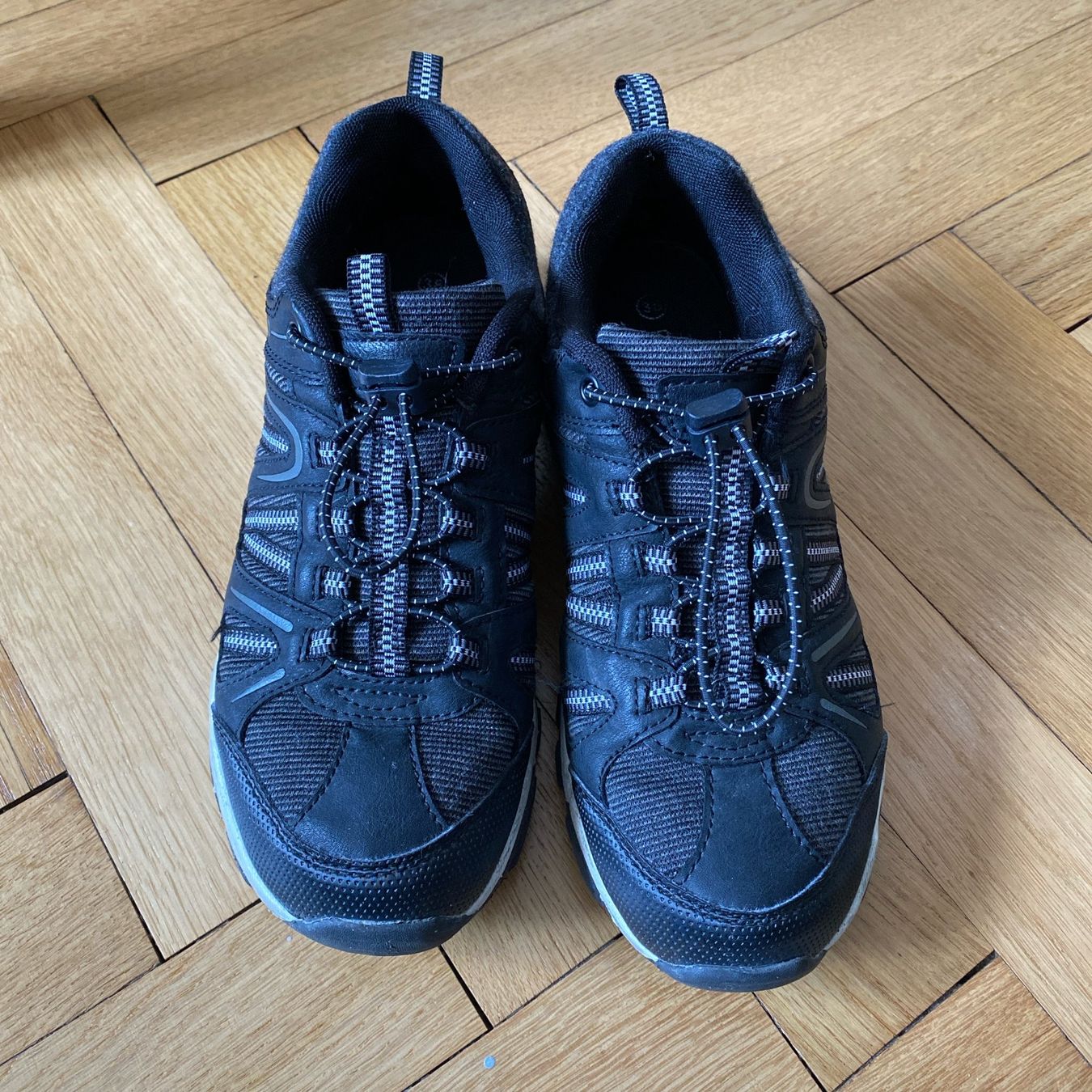 Scarpe da donna: baskets taille 38 – Usato da Lausanne venduto da AnoukRi 1