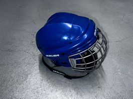 Bauer BH2100 Eishockeyhelm Gr. M (54-59 cm) inkl. Bauer Gitt