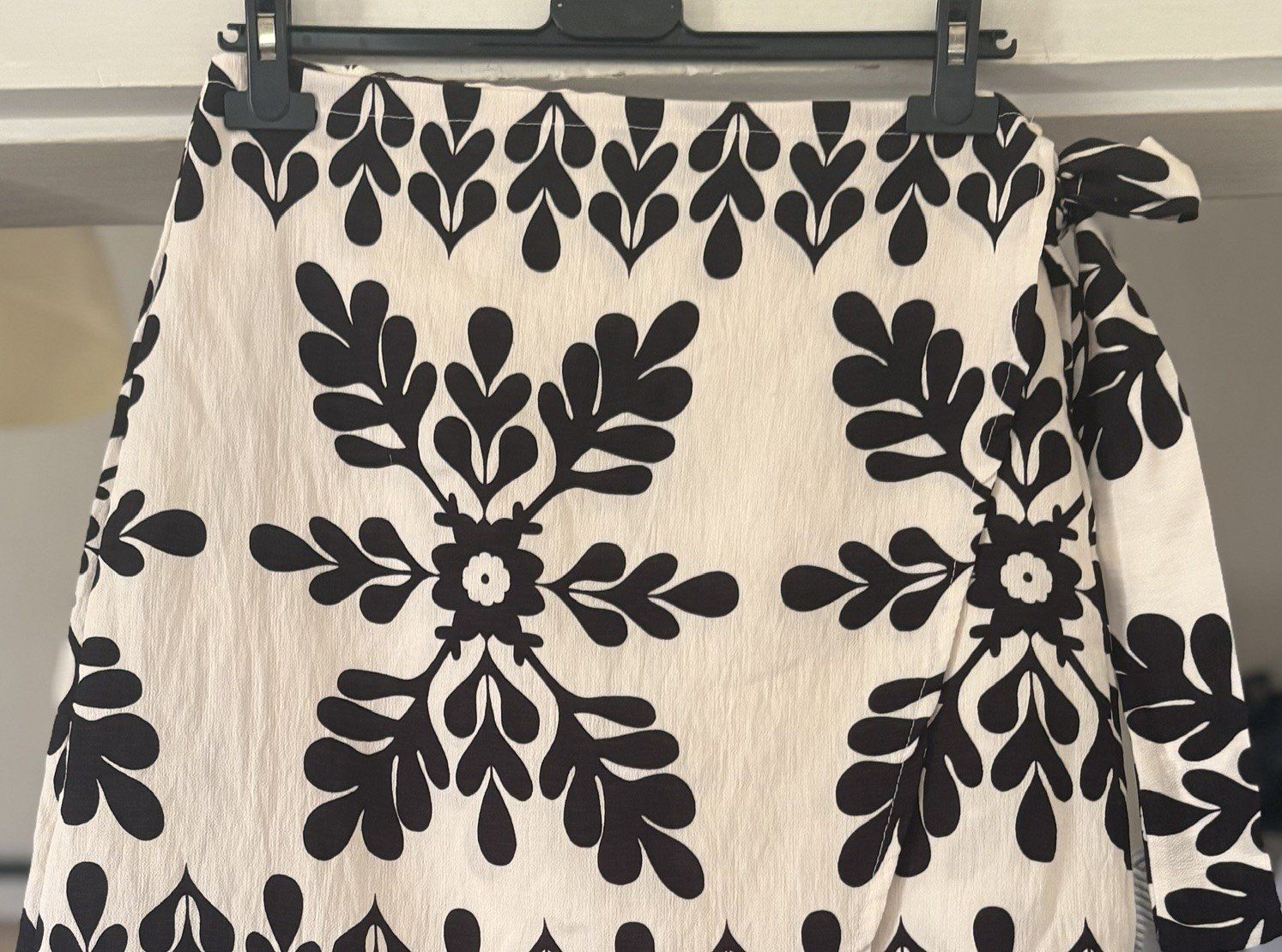 Gonne: JUPE PORTEFEUILLE  EN VISCOSE! M – Nuovo e nell'imballaggio originale da Locarno venduto da NicoNion 3