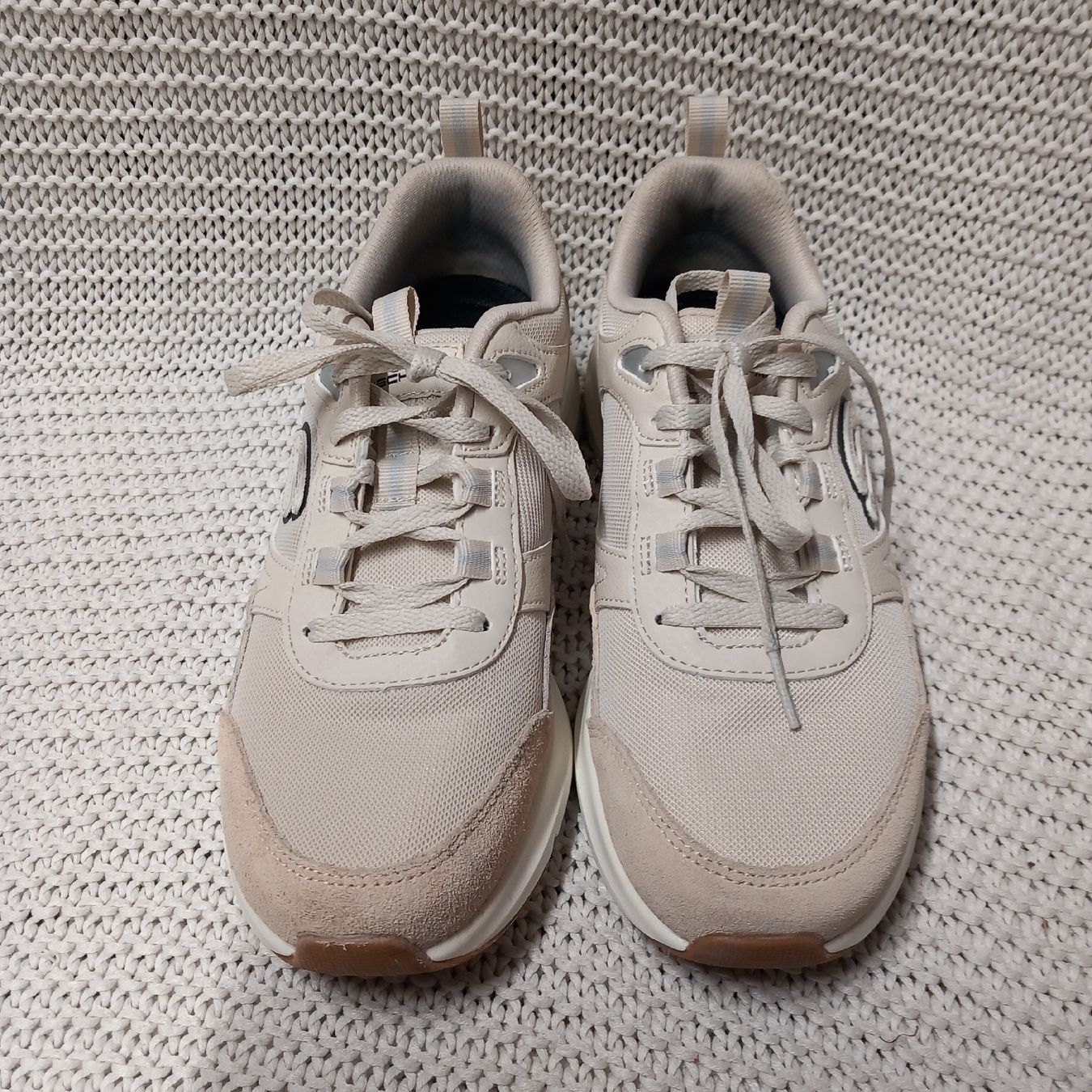 Skechers Scarpe da donna: Sketchers Memory Foam Air-cooled Gr.36 – Usato da Gwatt (Thun) venduto da umwelt-brocki 1