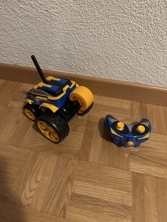 RC Kits de montage: Ferngesteuertes Auto – D'occasion à Zürich par MaSte 2