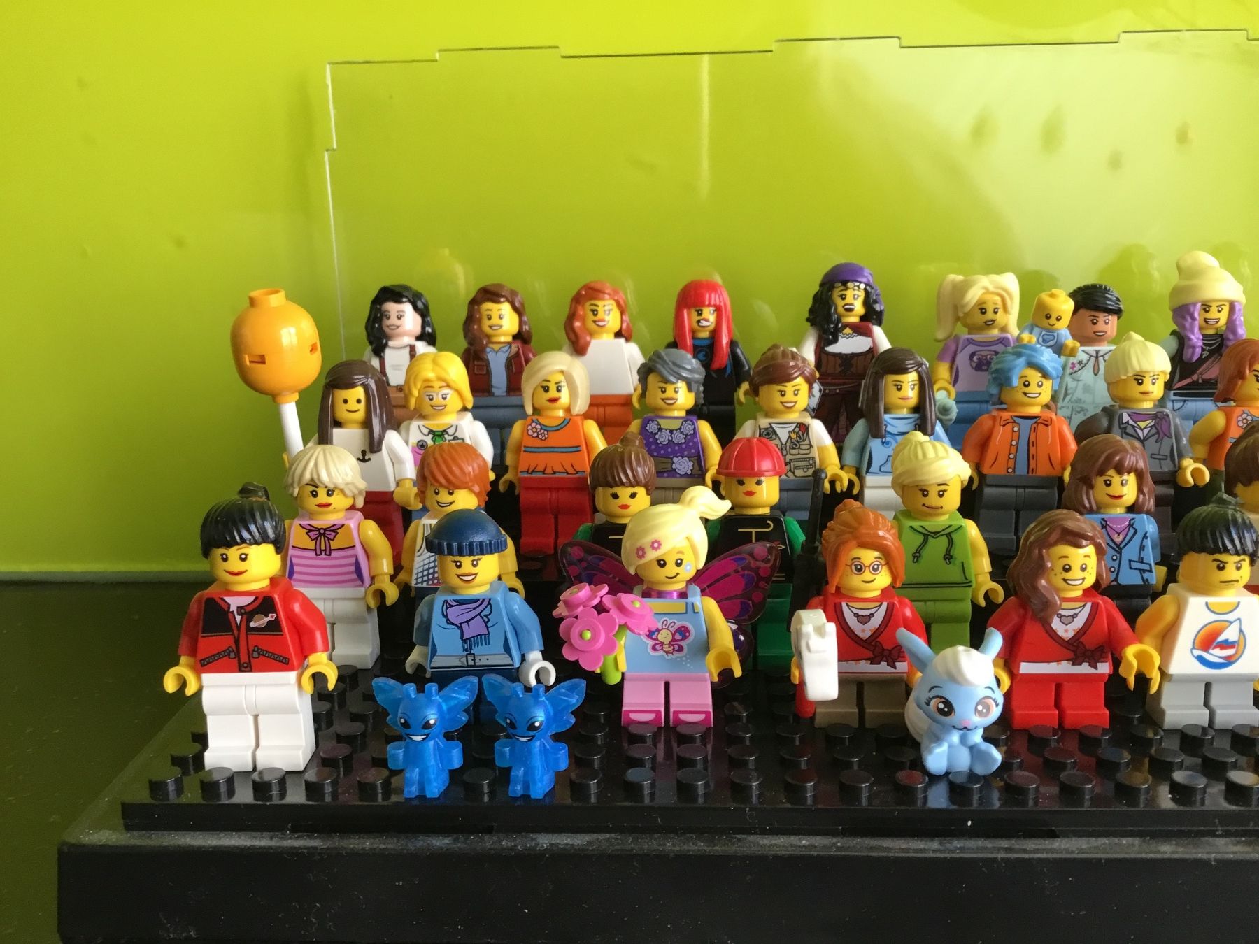 Lego Statuette: Lego Figuren Sammlung – Usato da Basel venduto da Hampe1555 2