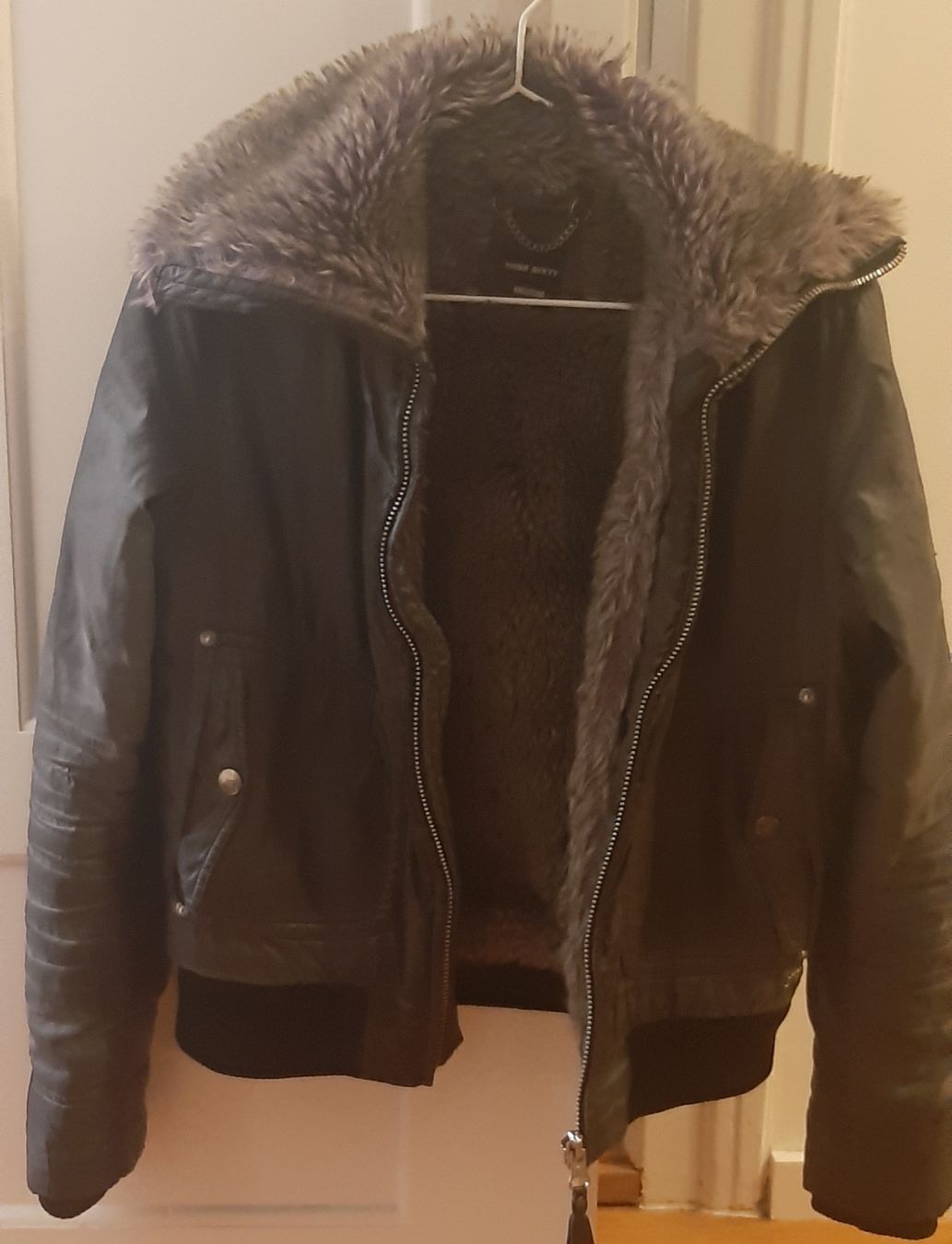 Miss Sixty Giacche: Einzigartige MISS SIXTY Jacke mit fell - Gr. S – Nuovo (secondo la descrizione) da Zürich venduto da Venecia25 8