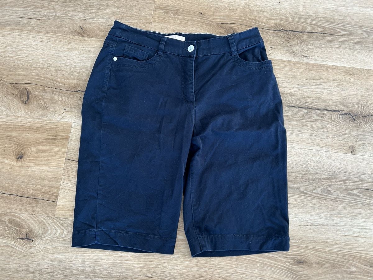 Pantaloni: Adagio Bermuda Shorts Dunkelblau Grösse 40 – Usato da Wolhusen venduto da eve_m6cg