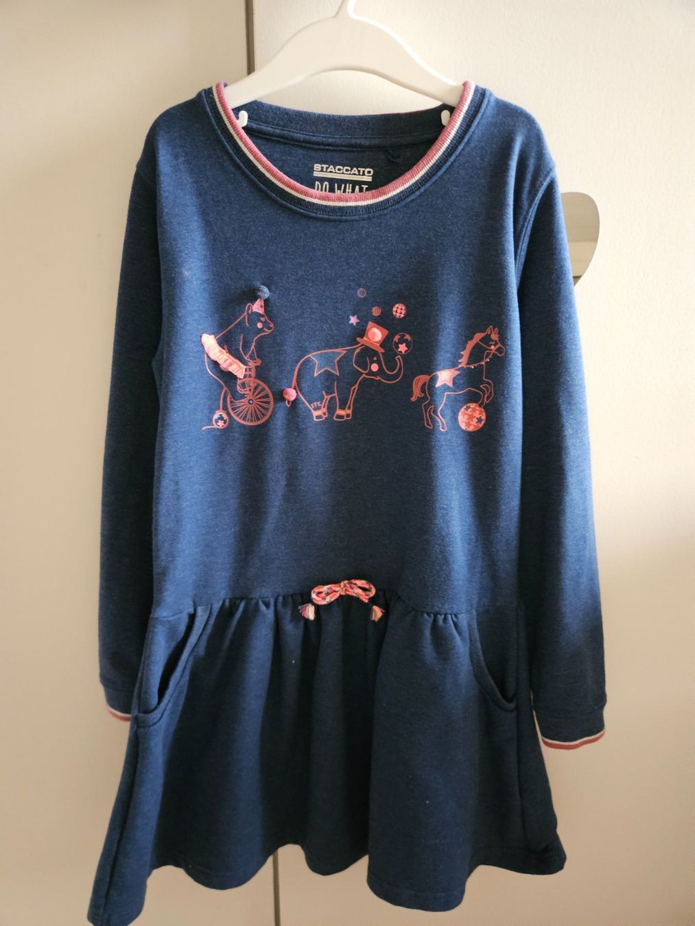 Vestiti & Gonne: Staccato Kleid 128/134 – Usato da Hünenberg venduto da lexli06