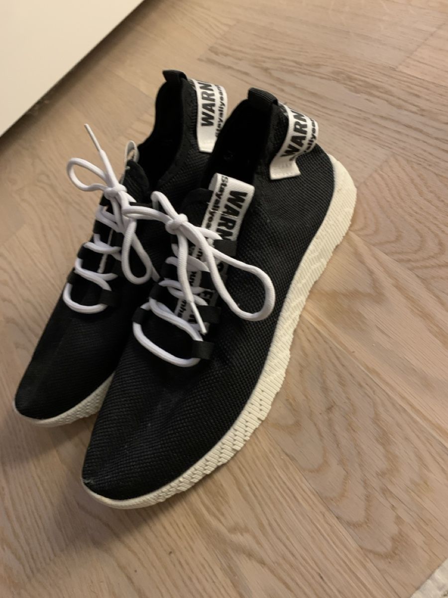 Scarpe da uomo: Sneakers NEU – Usato da St. Gallen venduto da menchild 1