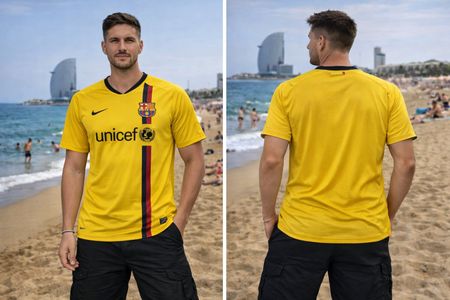 Maillot de foot FC Barcelone jaune, Taille L. Saison 08-09
