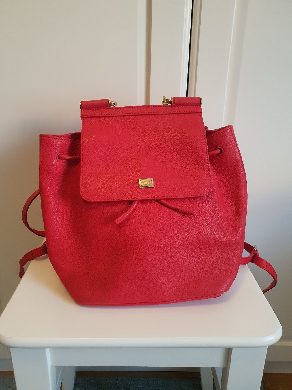 Dolce & Gabbana Zaini: Dolce & Gabbana Backpack Red Leather – Usato da Genève venduto da gvokiii