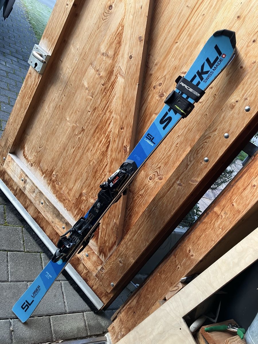 Stöckli Sci: Stöckli Slalom FIS 160cm – Usato da Bertschikon venduto da tonikissling 1