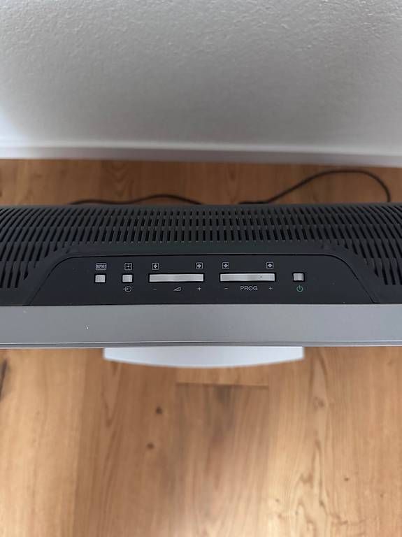 Appareils TV: TV Sony KDL-32U2000 – D'occasion à Gilly par Helpast 1