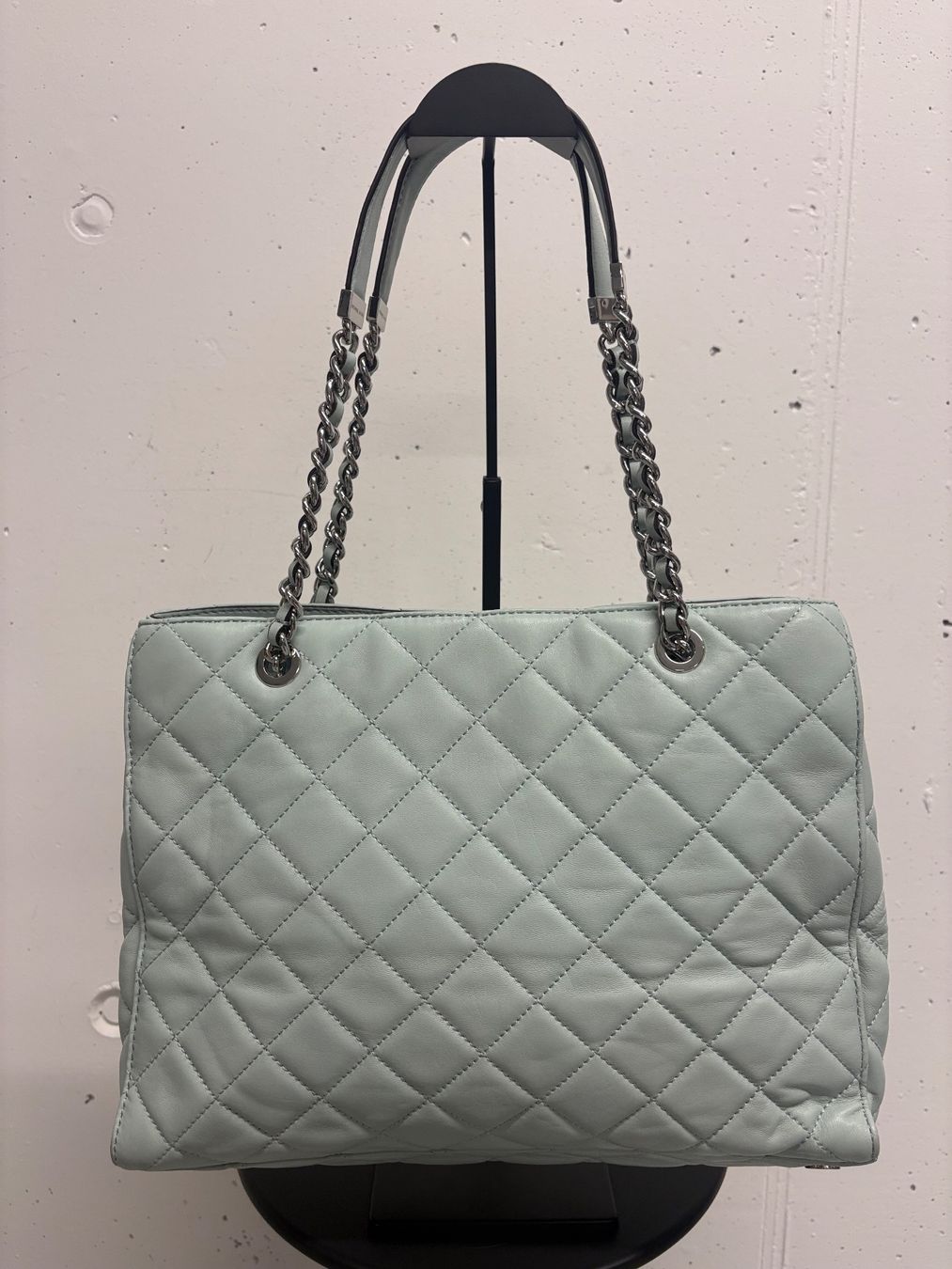 Michael Kors Borse da donna: Michael Kors Leder Shopper Susannah hellblau mint silber – Nuovo (secondo la descrizione) da Regensdorf venduto da secondchancefashion 6