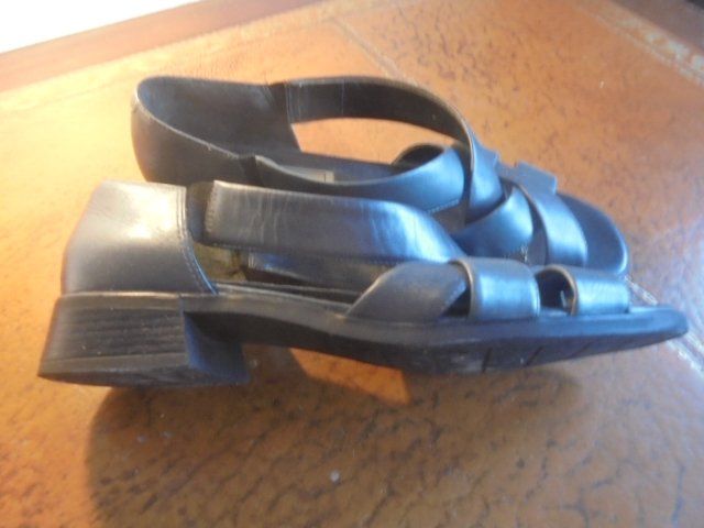 Scarpe da donna: Sommerschuhe, Anthrazit, Gr. 41 – Usato da Hinwil venduto da Glasperlen 6