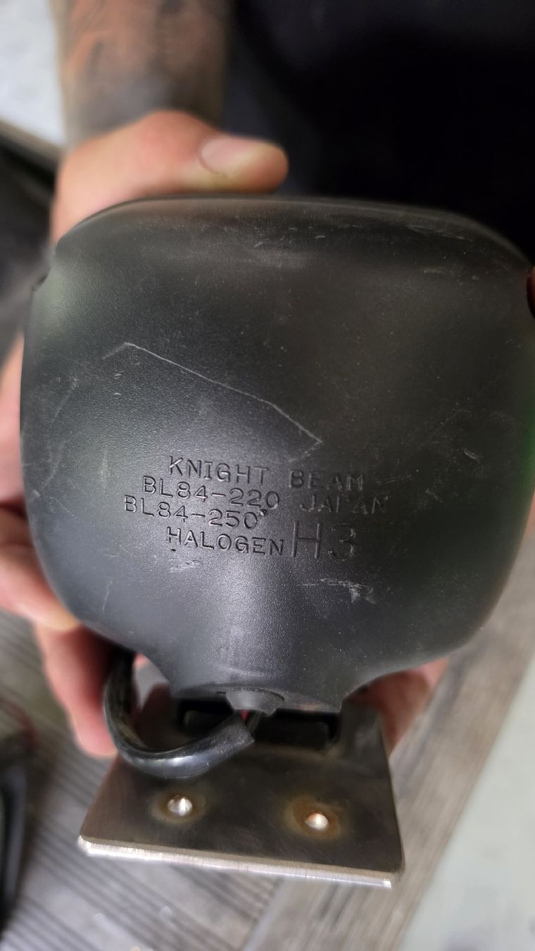 Phares: halogen scheinwerfer eckig – D'occasion à Brunnen par Hirm1 2