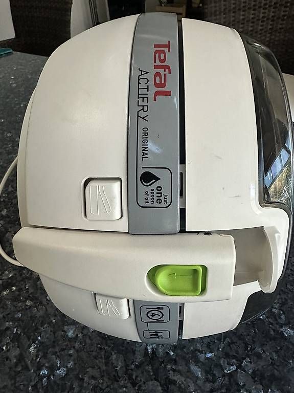 Küchengeräte: Tefal Actifry Airfryer Heissluftfriteuse – Gebraucht aus Mülligen von SwissGMAN 3