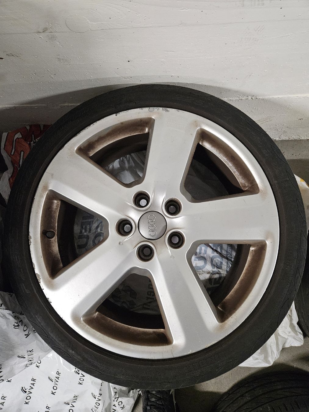 Audi Cerchioni: Audi Originalfelgen 18 Zoll – Usato da Widen venduto da nis_99wg 4