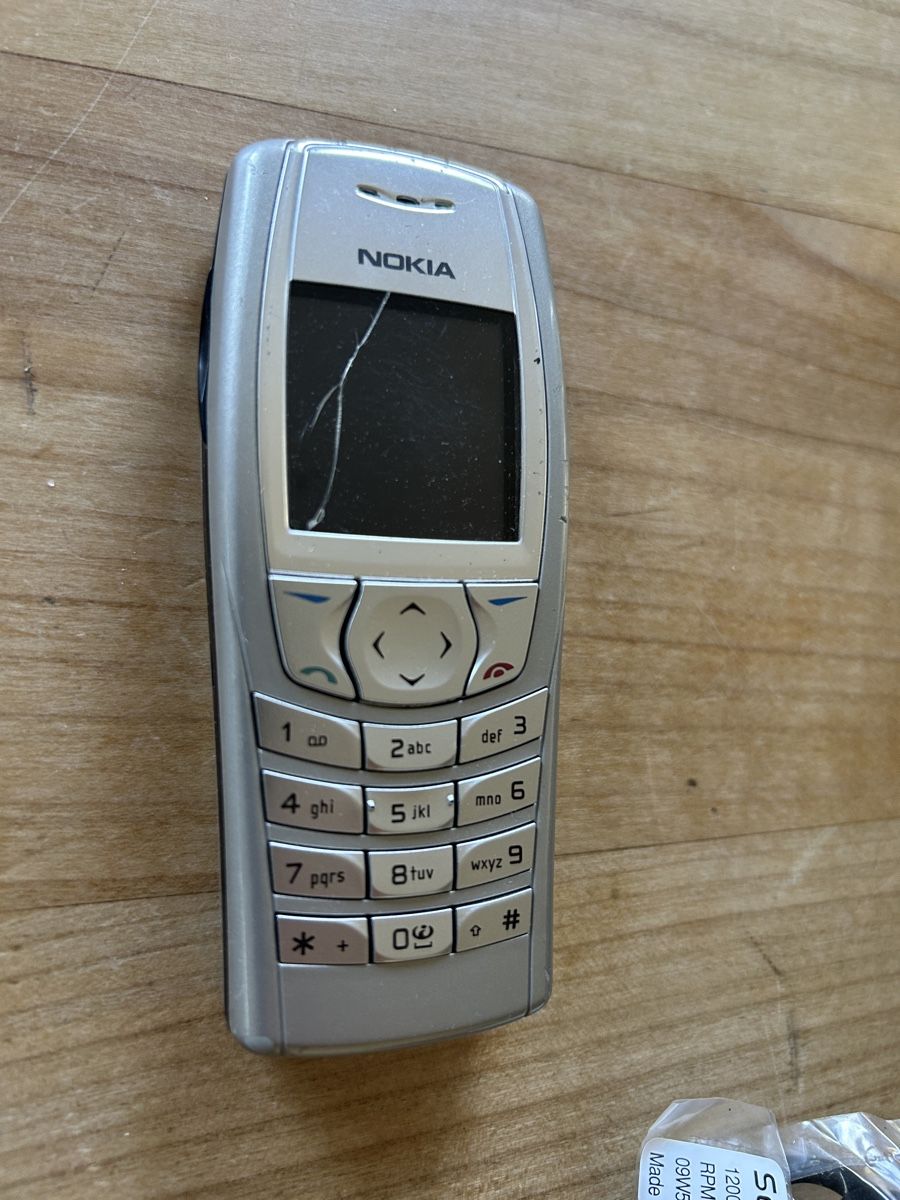 Nokia Portables: Nokia 5310 XpressMusic und 3100  – D'occasion à Gais par milou091 2