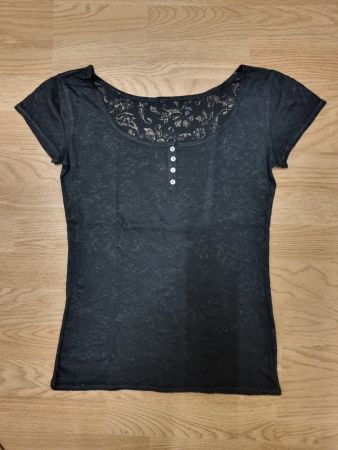 Damen T-Shirt mit Blumendetails schwarz, Grösse S *NEU*